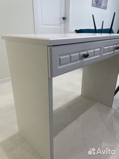 Стол письменный