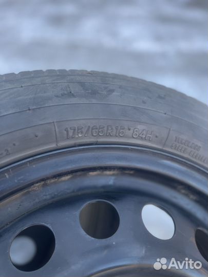 Yokohama 104ZR 175/65 R15