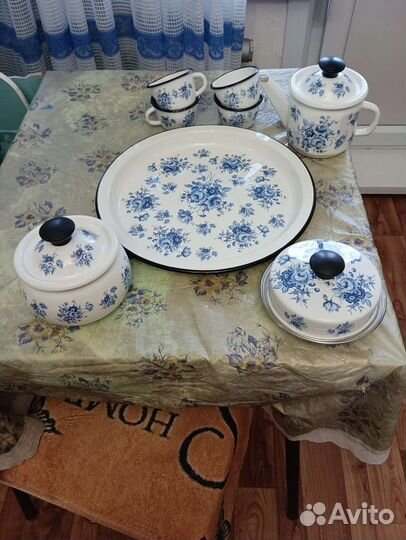 Сервиз чайный с подносом эмаль