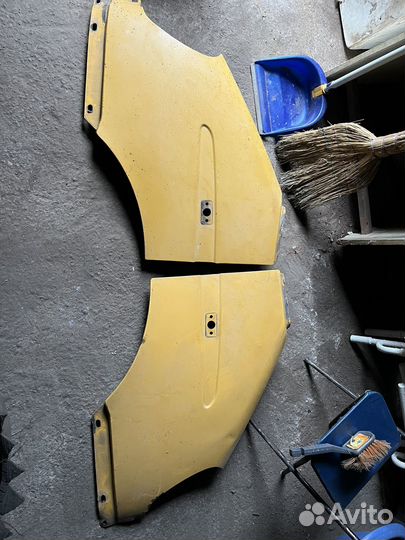 Правая дверь крыло левая правая