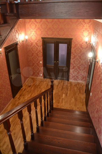 Дом 215 м² на участке 24,4 сот.