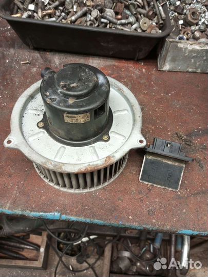 Мотор печки mazda 626 gf