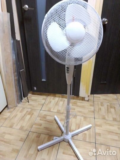 Вентилятор напольный новый