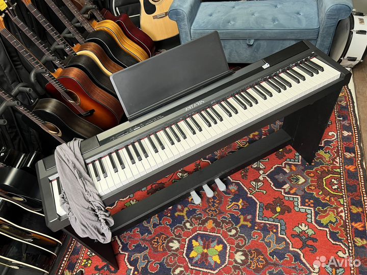 Цифровое пианино + чехол