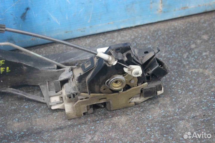 Замок двери Ford Focus I (Форд Фокус 1) DFW 3M5AA2