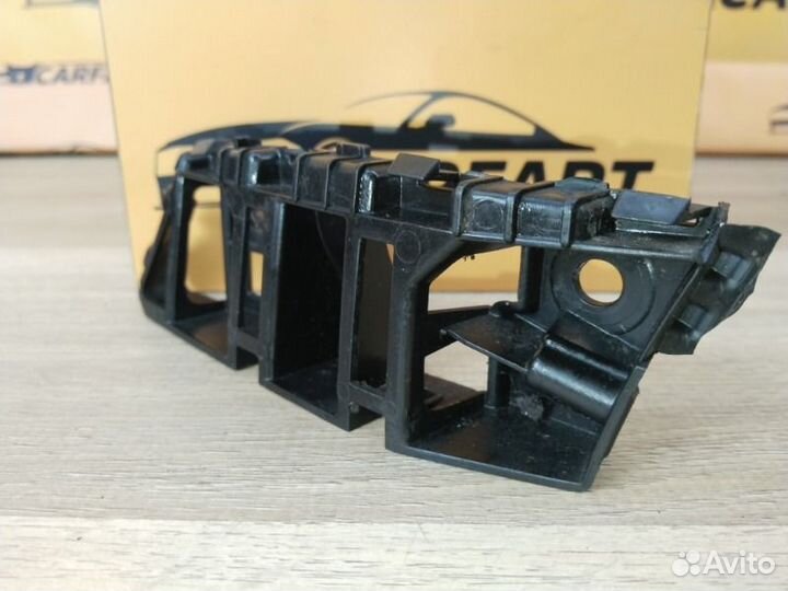 Крепление бампера переднее левое Volkswagen Tiguan