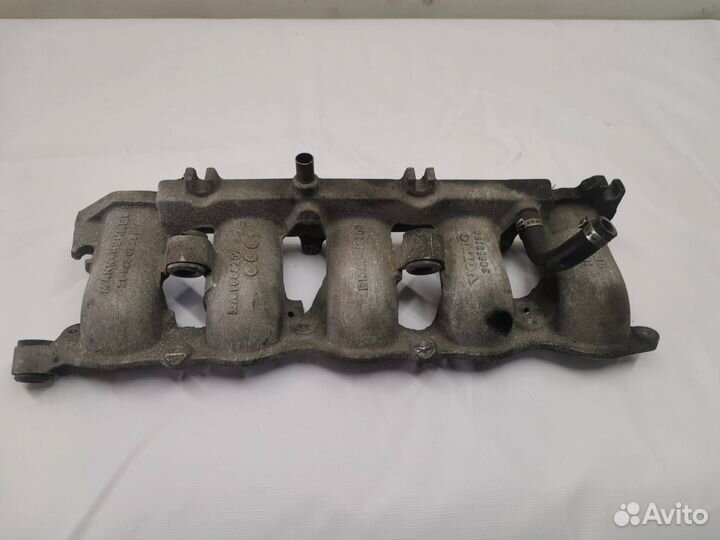 Впускной коллектор Ford Focus 2 рест. 30650184