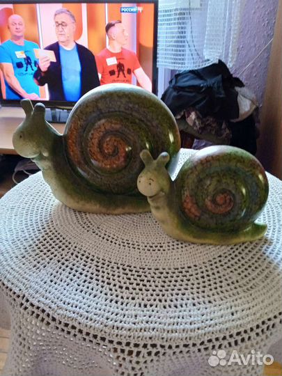 Интерьерные статуэтки, вазочки, подсвечники