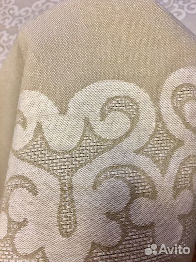 Льняная скатерть