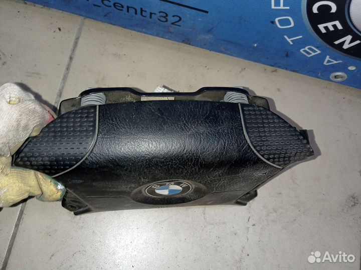 Подушка безопасности в руль на BMW Х5 Е53