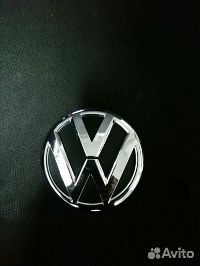 Оригинальный значок Volkswagen