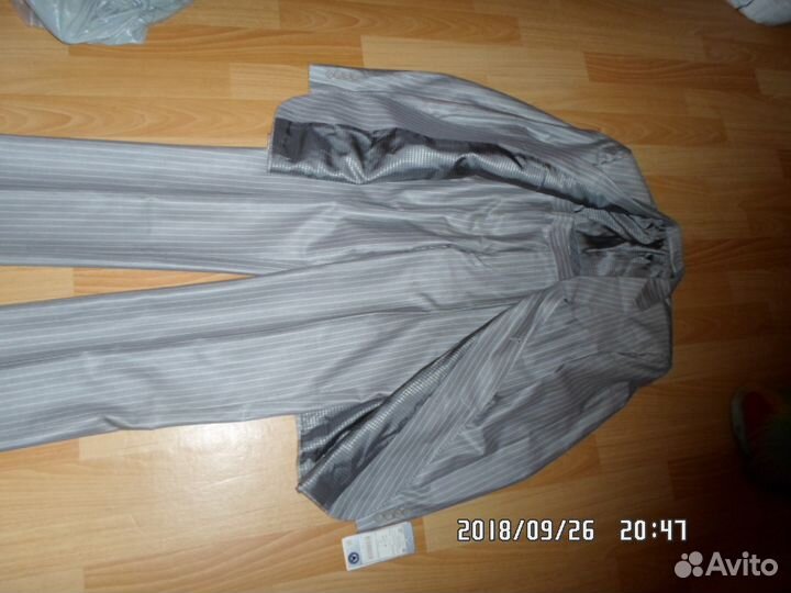 Одежда мужская костюм,рубашки