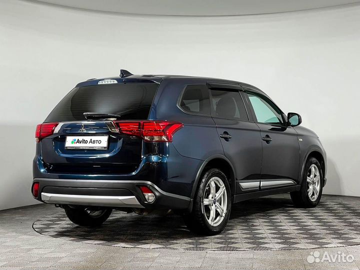 Mitsubishi Outlander 2.0 CVT, 2018, 104 520 км