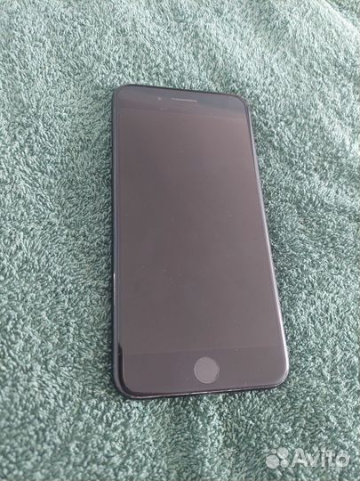 Телефон iPhone 7 plus