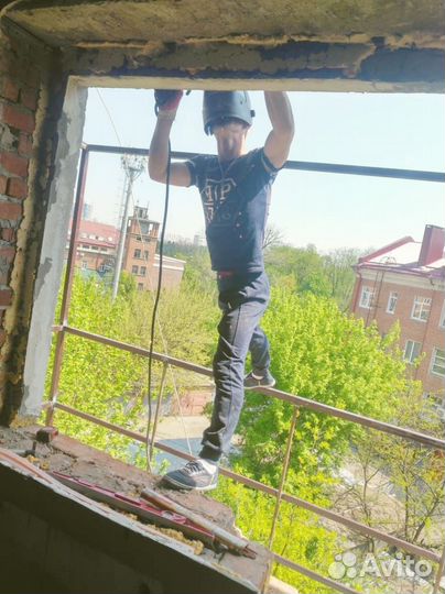 Расширение балкона и бесплатный выезд на замер