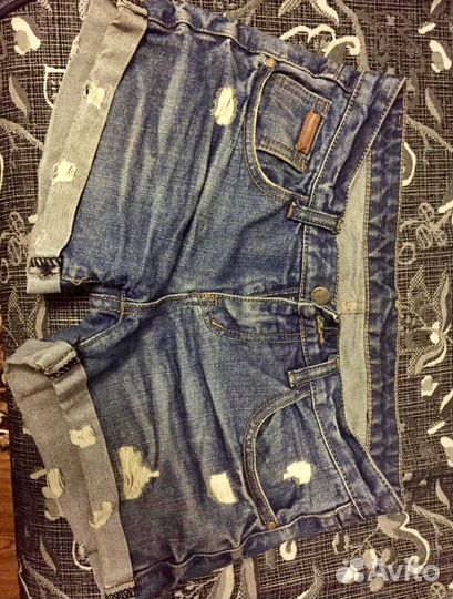 Джинсовые шорты