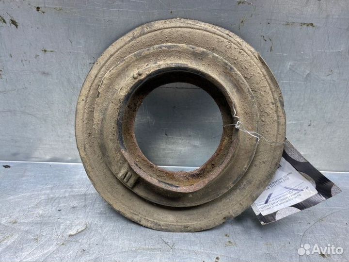 Опора передней пружины верхняя Audi 100 C4