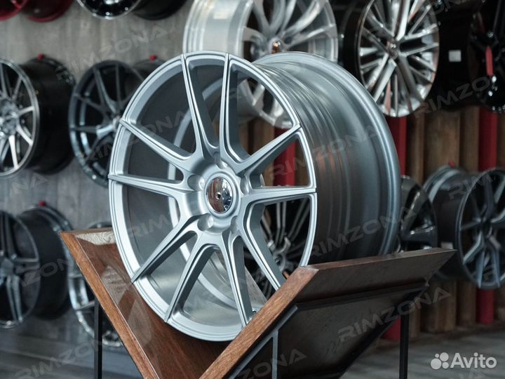 Литые диски Advan R17 на Mazda. Арт922