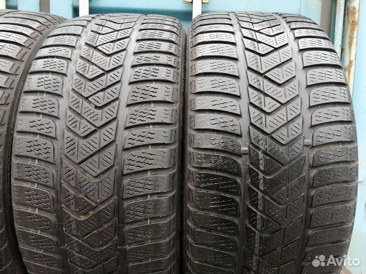 Pirelli Winter Sottozero 3 245/40 R18 97V