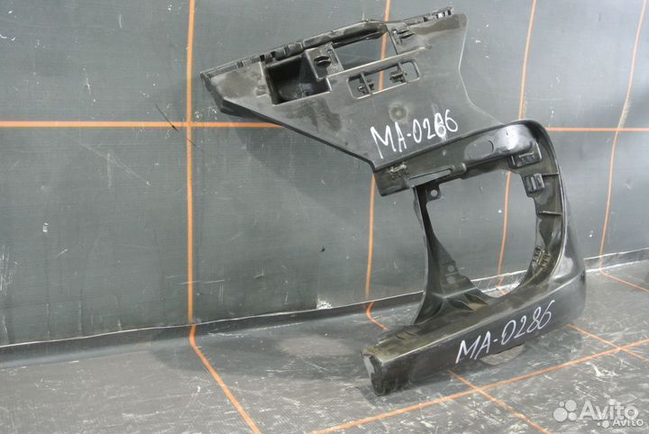 Кронштейн фары противотуманной левой - BMW 5 F10