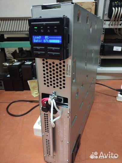 Источник бесперебойного питания APC Smart-UPS SMT1