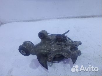 Кулак задний правый Хонда