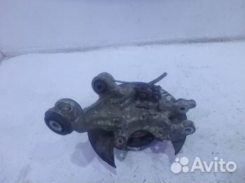 Кулак задний правый Хонда