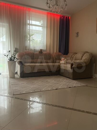 3-к. квартира, 84 м², 1/2 эт.