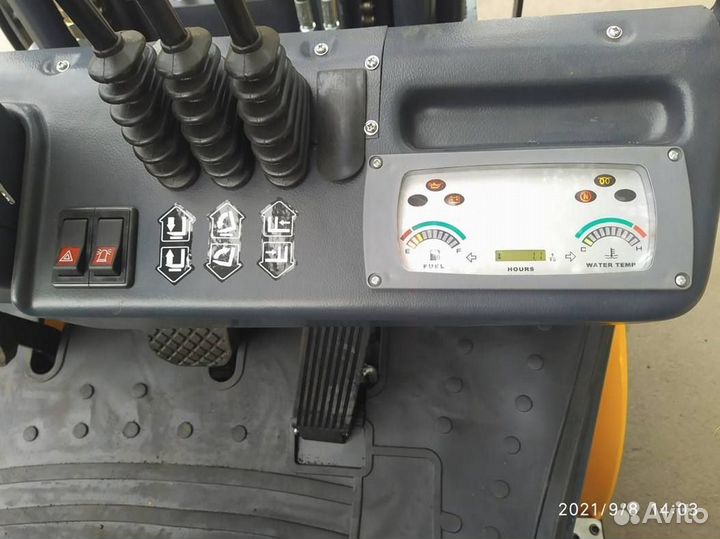 Вилочный погрузчик UN Forklifts FD15T, 2023