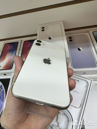 iPhone 11, 128 ГБ