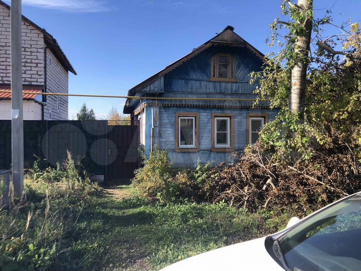 Дом 33 м² на участке 5,3 сот.