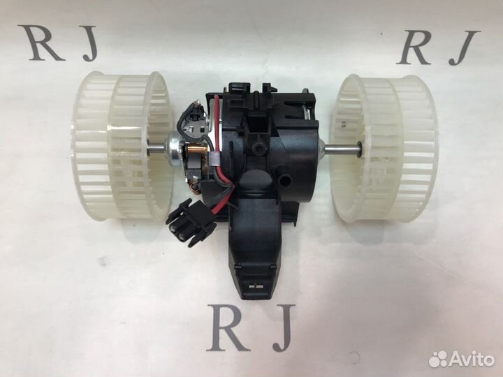 Мотор вентилятор печки бмв Е60 BMW 5 E60 6 E63 E64