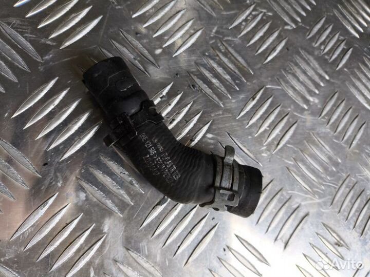 Шланг Audi A6 C6