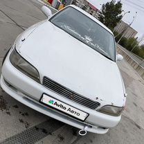 Toyota Mark II 2.0 AT, 1984, 250 000 км, с пробегом, цена 330 000 руб.