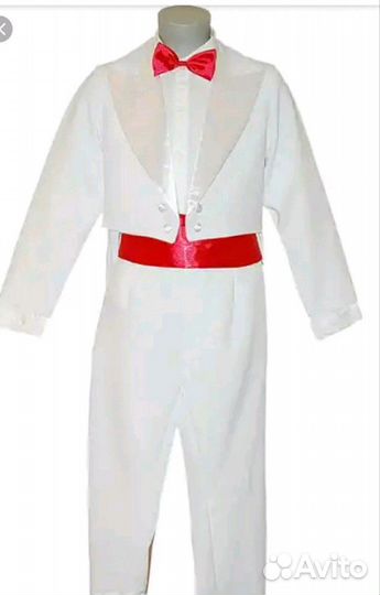 Шикарный новый костюм для мальчика