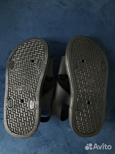 Сандалии для девочки