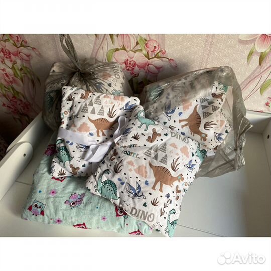 Бортики в детскую кроватку