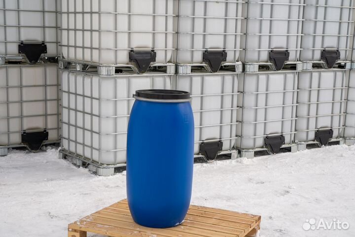 Бочка пластиковая с крышкой пэнд-160 литров