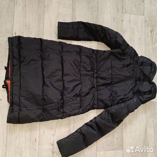 Пуховик 44