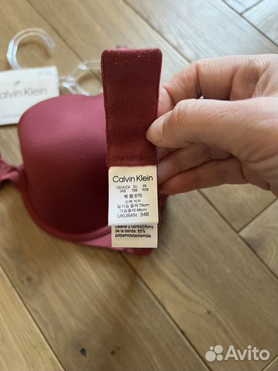 Бюстгальтер Calvin klein 75B