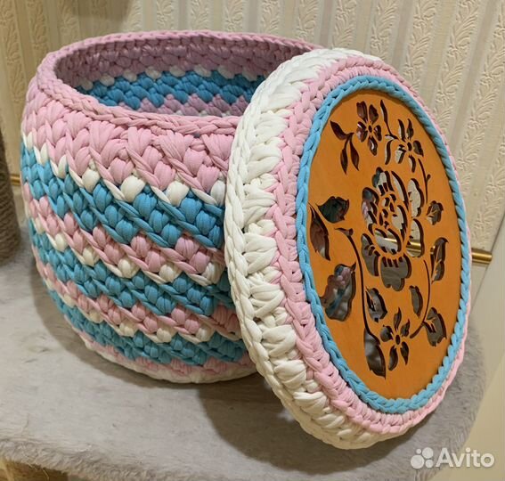 Трикотажная корзинка