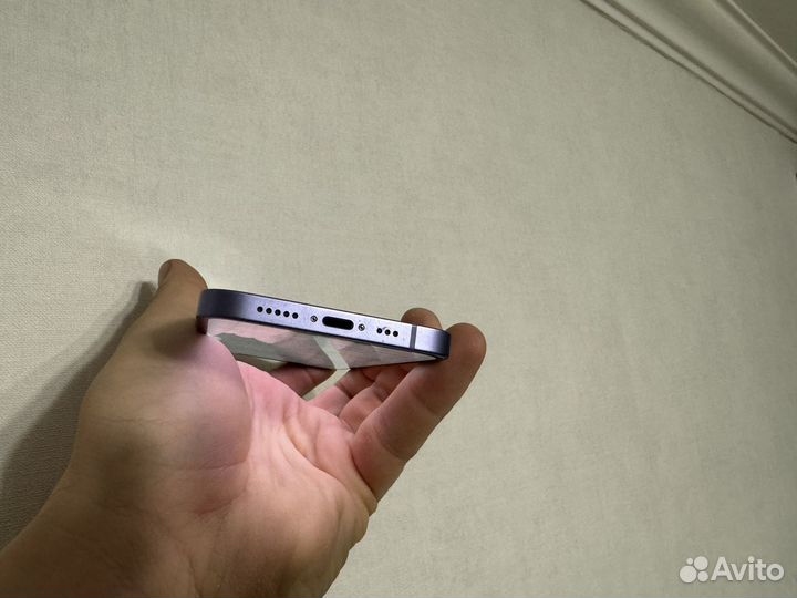 iPhone 12, 64 ГБ