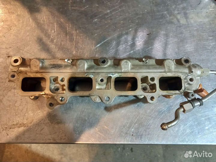 Топливная рейка (рампа) VW 1.4tsi