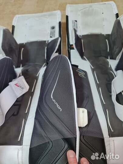 Щитки вратаря bauer vapor 1X odin SR