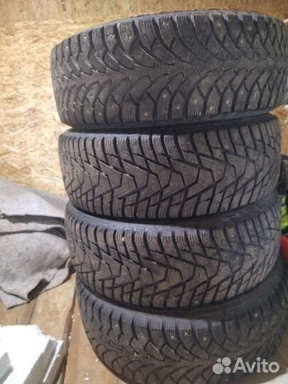 Nordman Nordman 4 215/60 R16 99