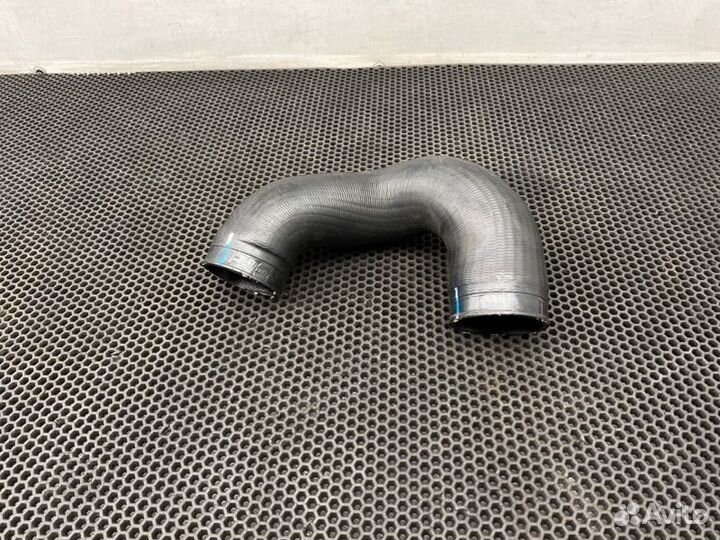 Патрубок интеркулера Volkswagen Touareg 7LA BKS