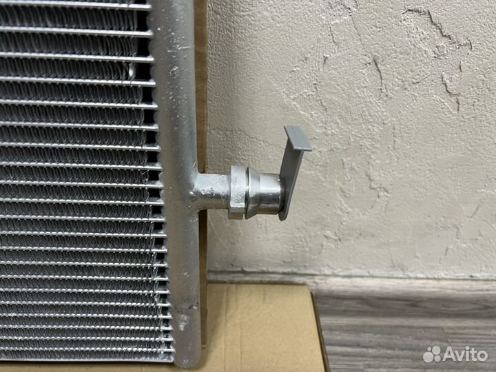 Радиатор охлаждения Mercedes A0995002003
