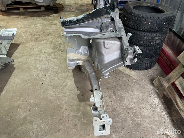 Б/У лонжерон - В хорошем состоянииn- Оригинал