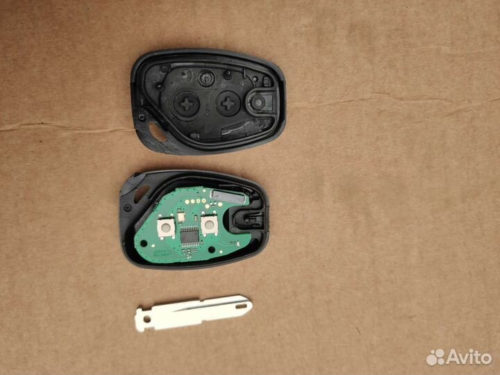 Ключ Рено Мастер 2