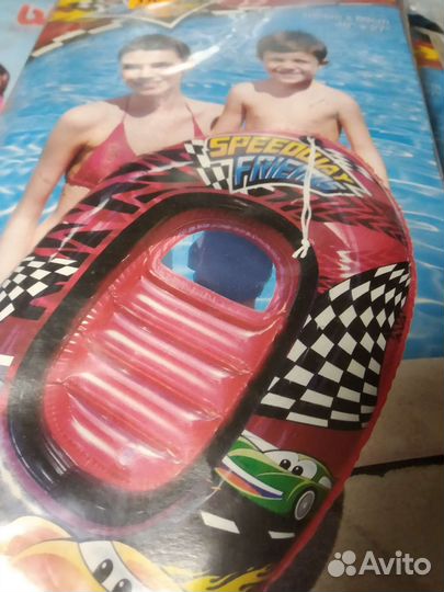 Надувные изделия для плавания